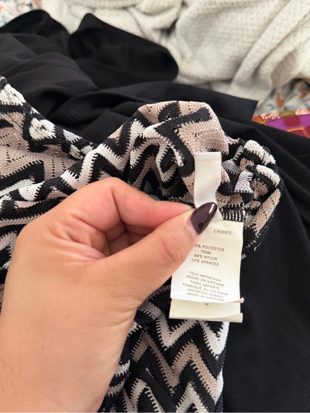 Perry Ellis Black White and Beige Chevron Knit Cover Up Dress - Y2K - Picture 7 of 7